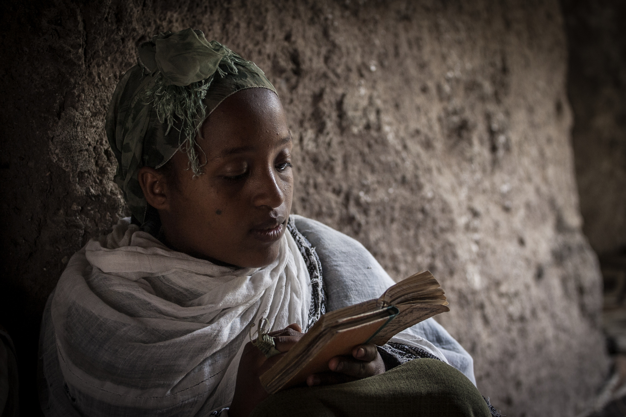 M20050429ETH_AdadiMariam9904